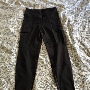 Lululemon 27” inseem cargo pant Luon